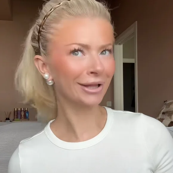 New Pearl Earrings - Picture 2 of 6